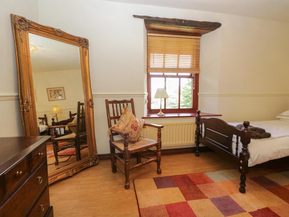 1 Cherry Tree Cottage Millom Exterior photo