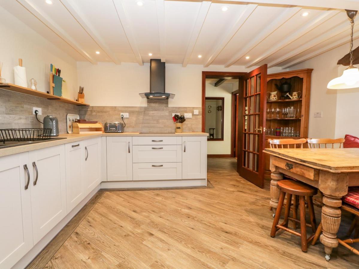 1 Cherry Tree Cottage Millom Exterior photo